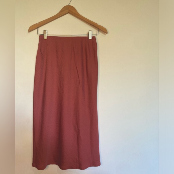 Midi length silky rust skirt - Picture 1 of 5